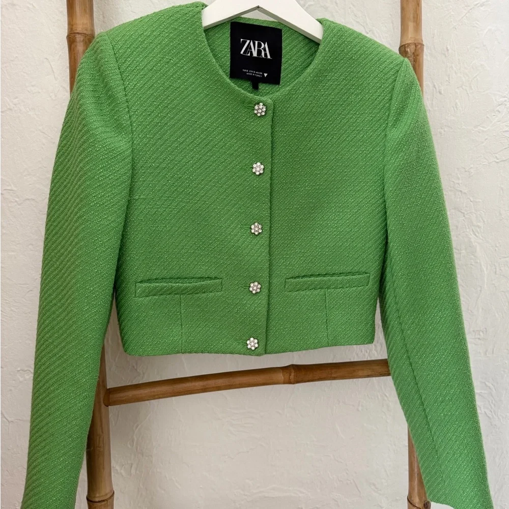 Zara Women's Green Cropped Blazer - Picture 1 of 7